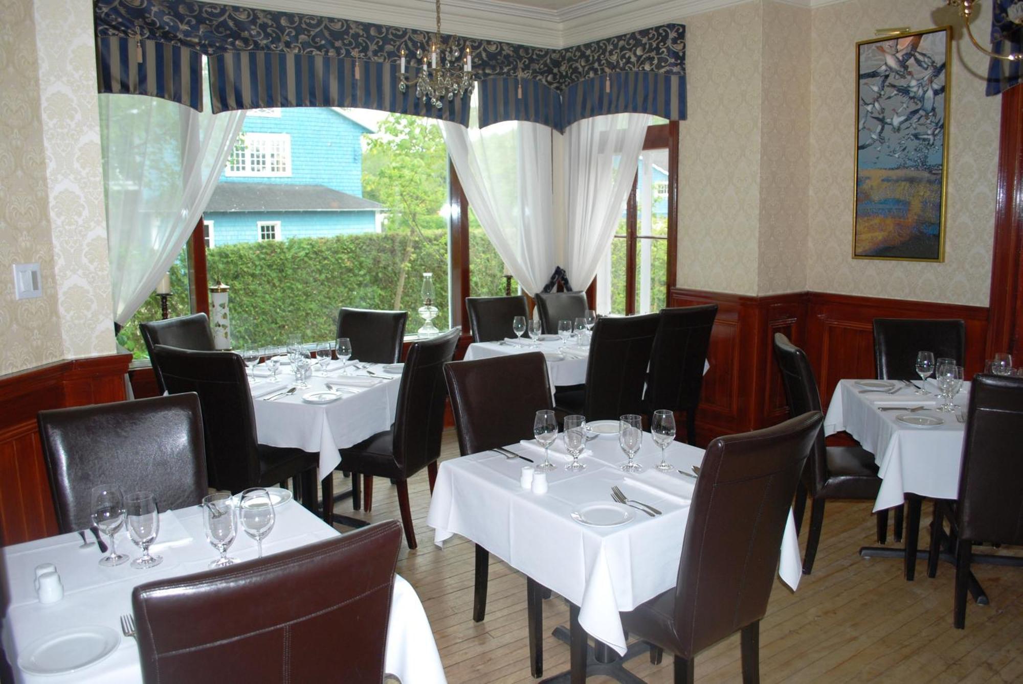 Chez Truchon Bistro-Auberge La Malbaie Zewnętrze zdjęcie