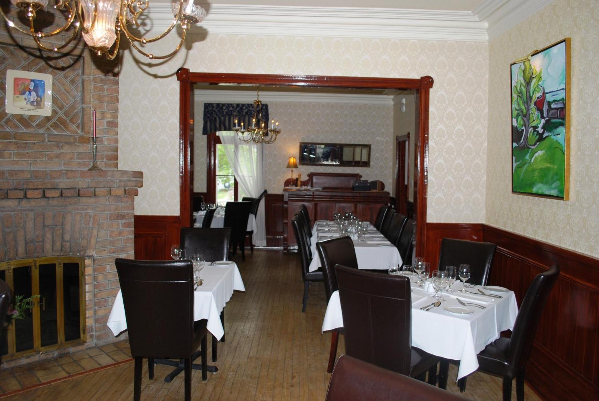 Chez Truchon Bistro-Auberge La Malbaie Zewnętrze zdjęcie