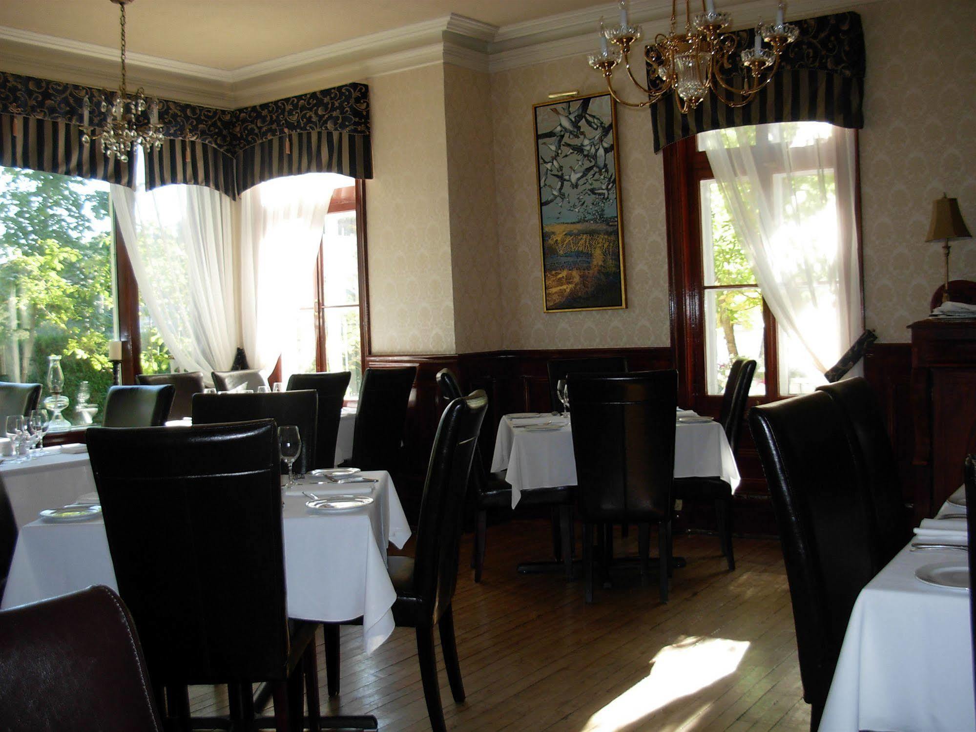 Chez Truchon Bistro-Auberge La Malbaie Zewnętrze zdjęcie